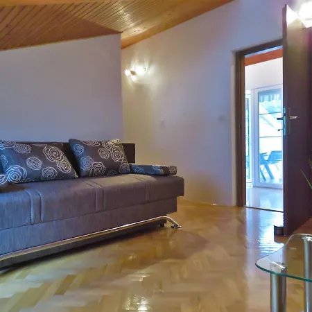 Appartamento Jela Omiš