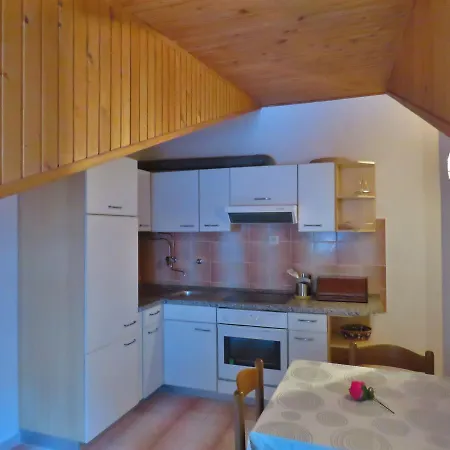 Appartamento Jela Omiš